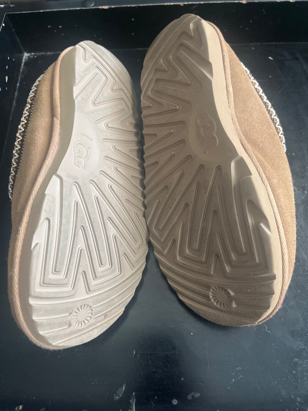 UGG Tasman Slippers Size 3 Color Chestnut - Picture 2 of 3